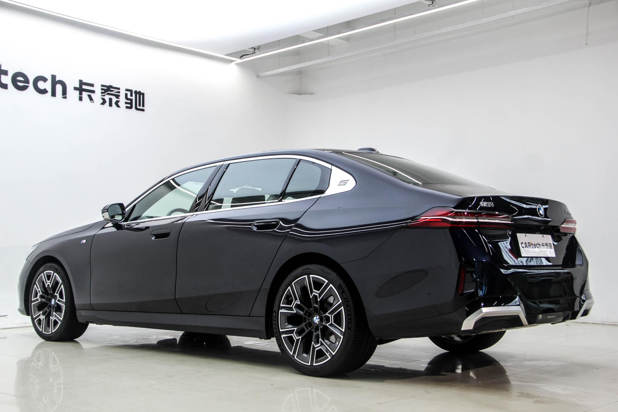 BMW 5 Series 5 2025 530Li Premium M Sport