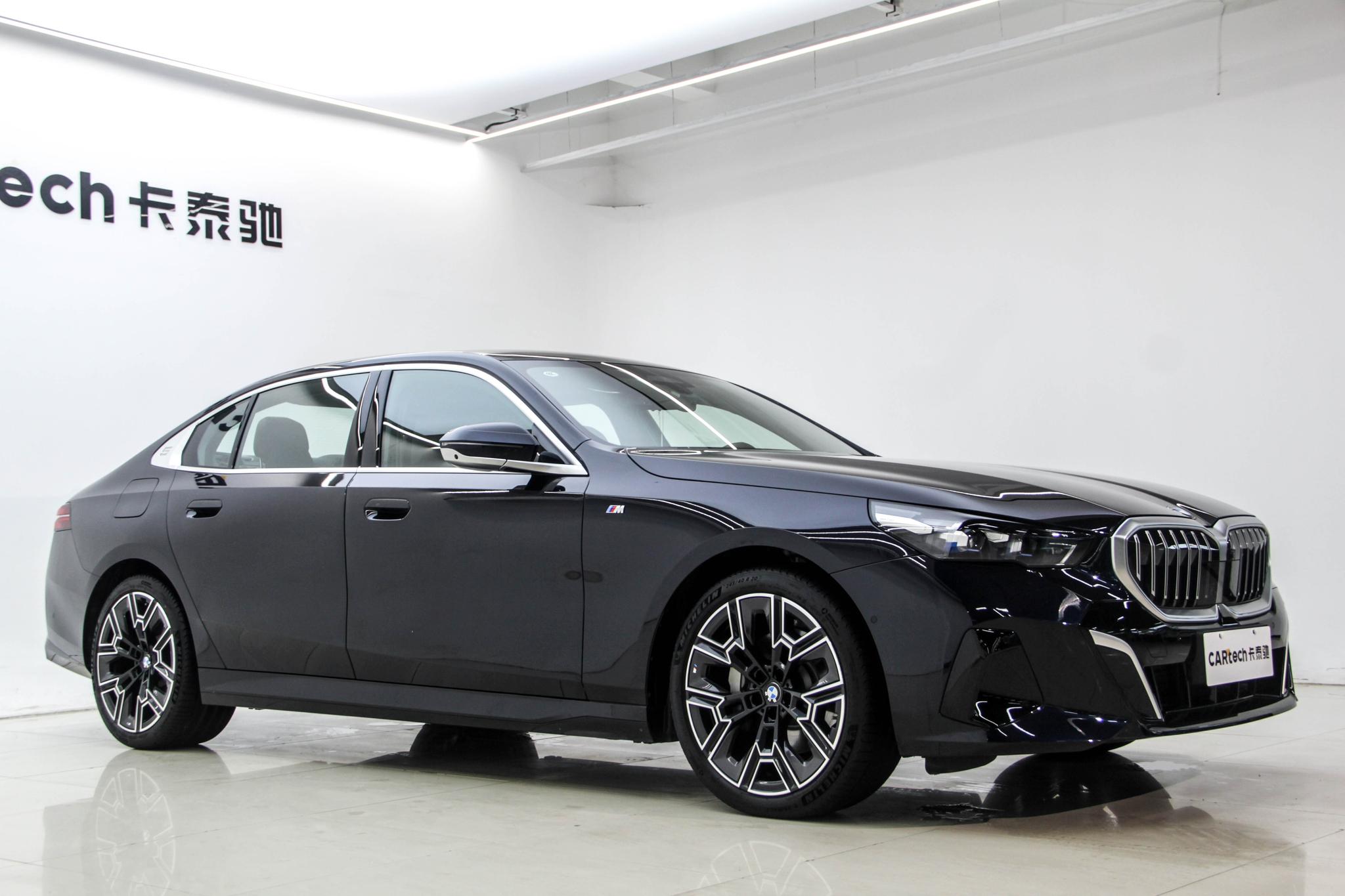 BMW 5 Series 5 2025 530Li Premium M Sport