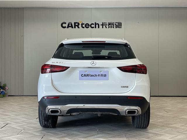 Mercedes-Benz GLA 2024 GLA 220 — фото 6