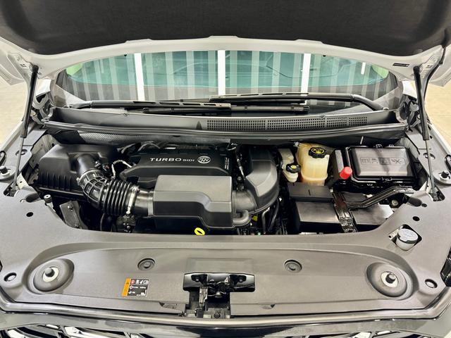 Buick GL8 2023 ES 2.0 T — фото 8