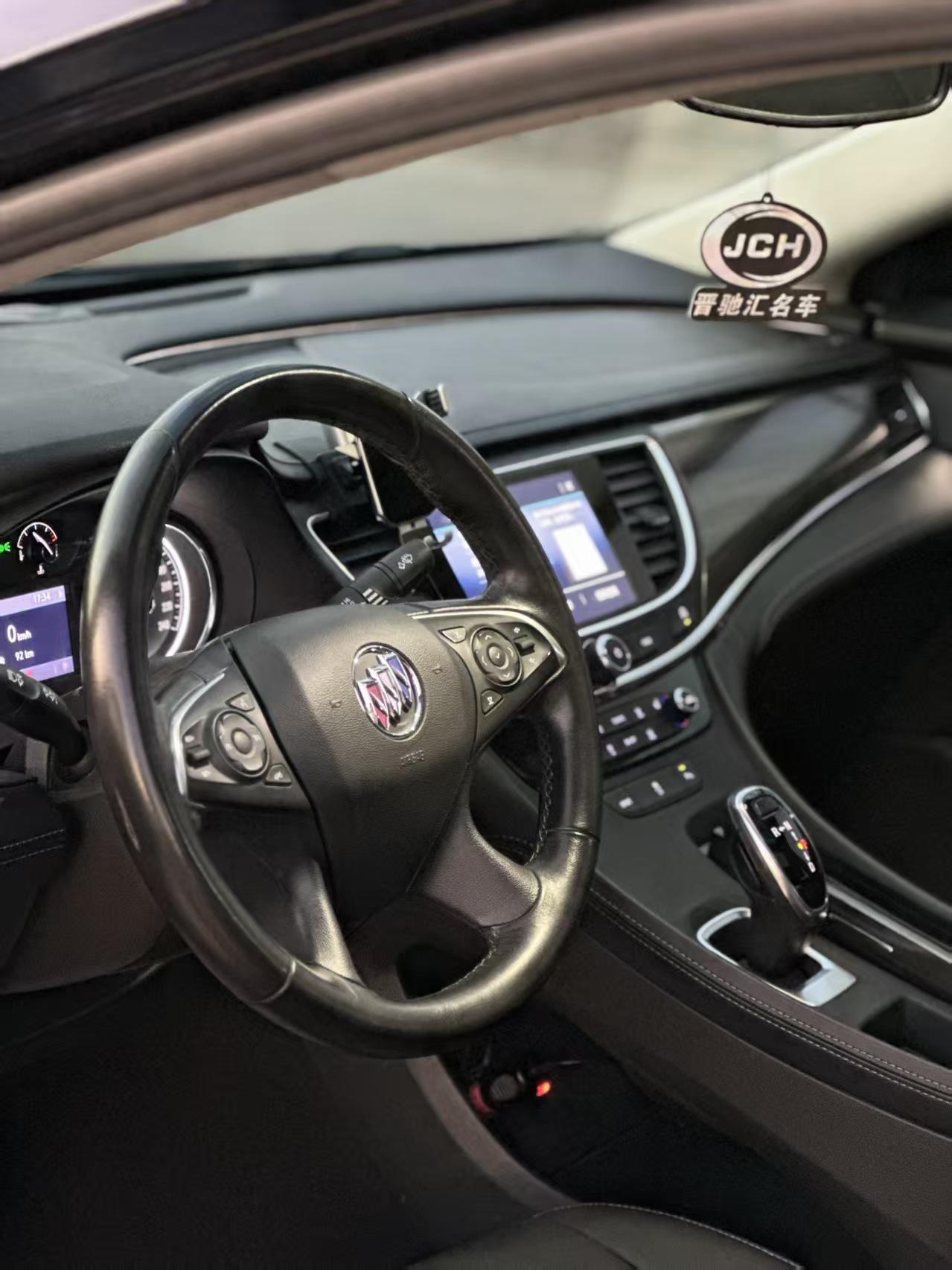 Buick LaCrosse 2021 652T Luxury