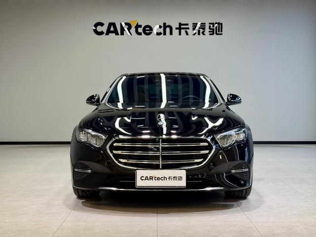Mercedes-Benz E-Class 2025 E 300 L — фото 2