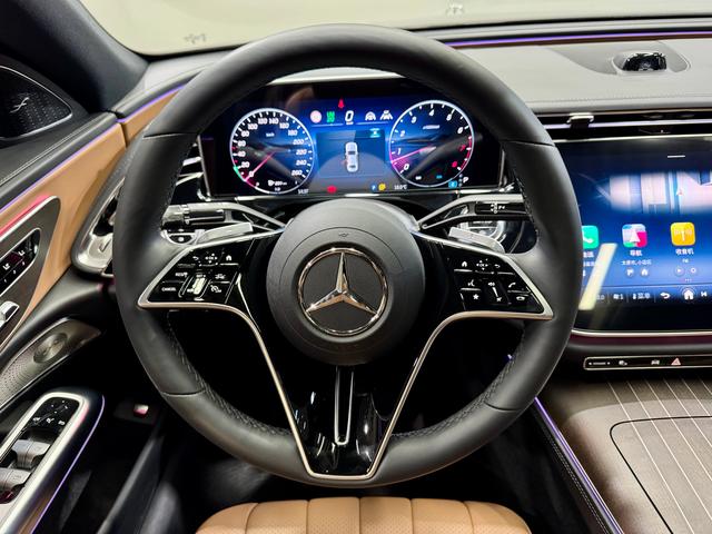 Mercedes-Benz E-Class 2024 E 300 L Luxury — фото 19