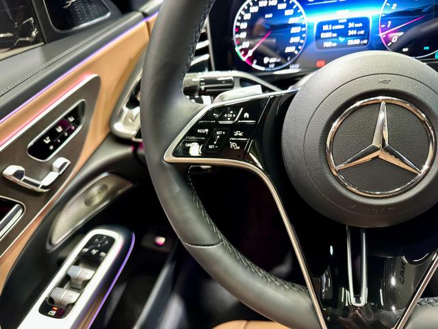Mercedes-Benz E-Class 2024 E 300 L Luxury — фото 20