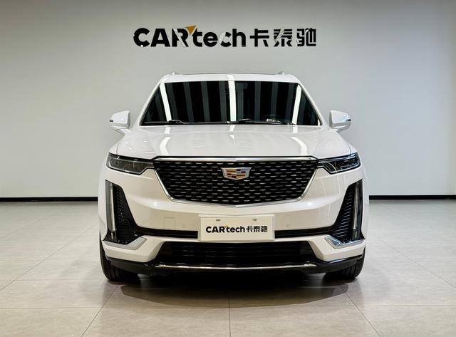 Cadillac XT6 2022 2.0 T 4 WDLuxury — фото 2