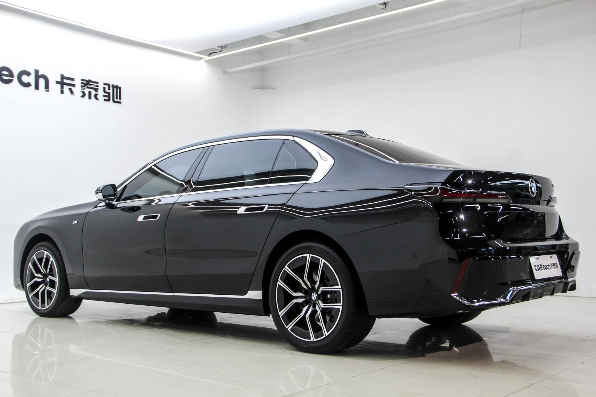 BMW 7 Series 7 2023 735Li M Sport