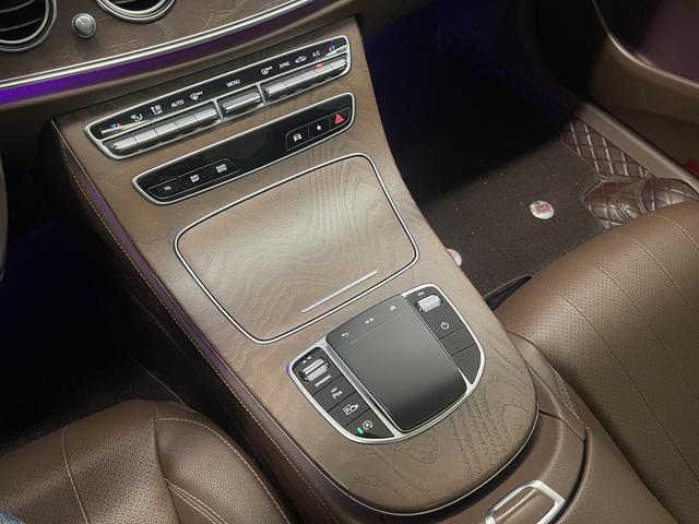 Mercedes-Benz E-Class 2021 E 300 L — фото 20