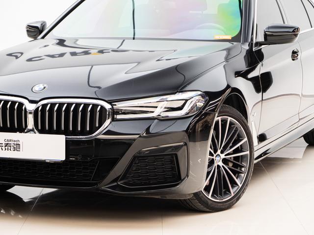 BMW 5-Series 2023 530 Li Leading — фото 18