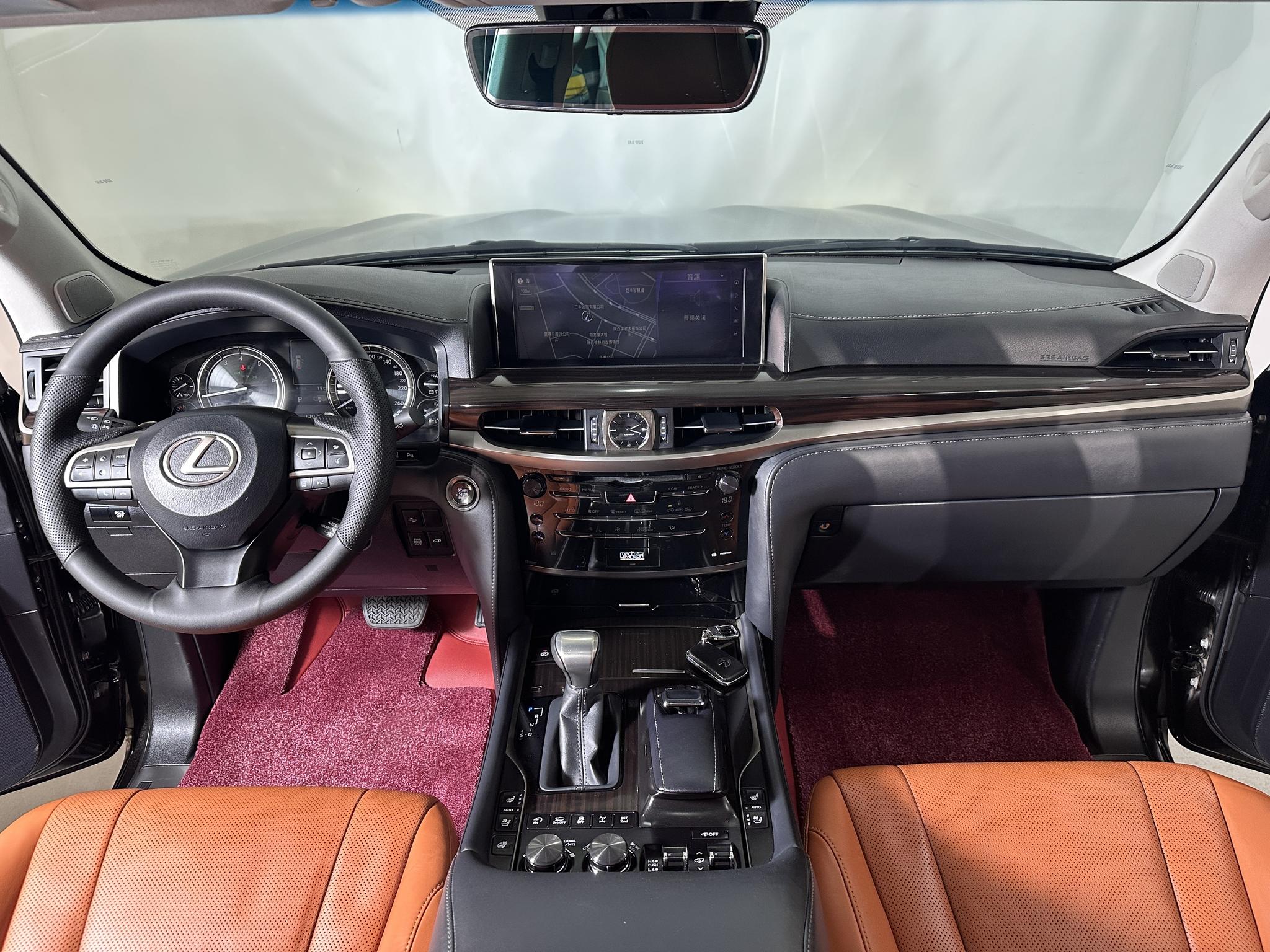 Lexus LX 2019 570 Luxury