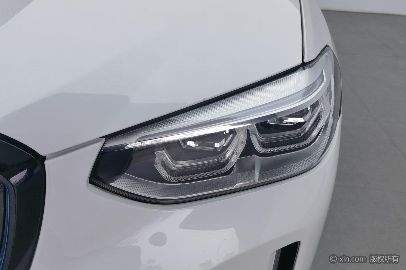 BMW iX3 2021 Lead