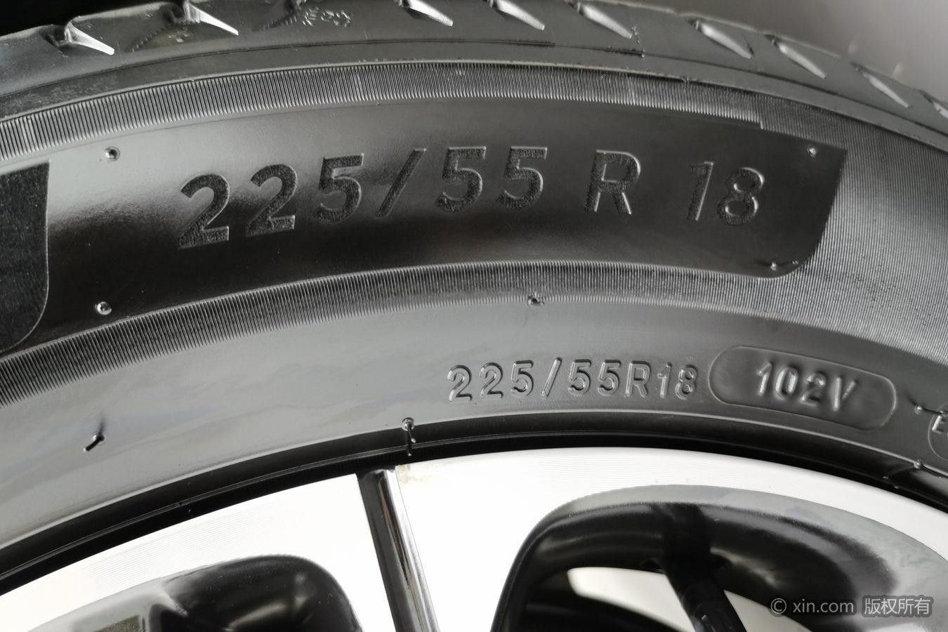 Roewe iMAX8 2021 400TGI Supreme