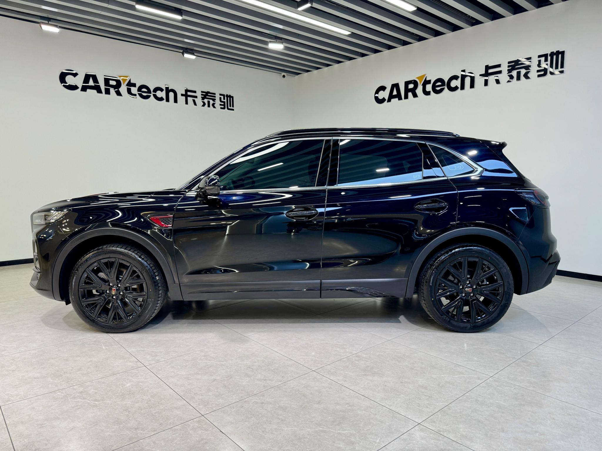 Hongqi HS5 2025 2.0T