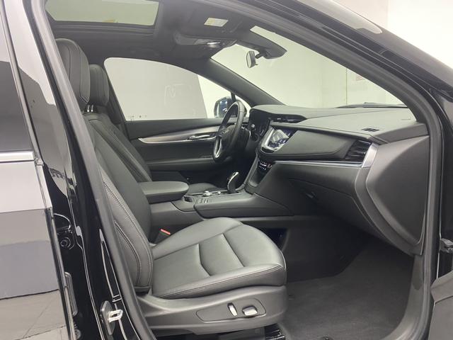 Cadillac XT6 2022 2.0 T 4 WD — фото 15