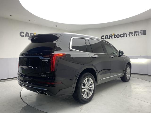 Cadillac XT6 2022 2.0 T 4 WD — фото 7