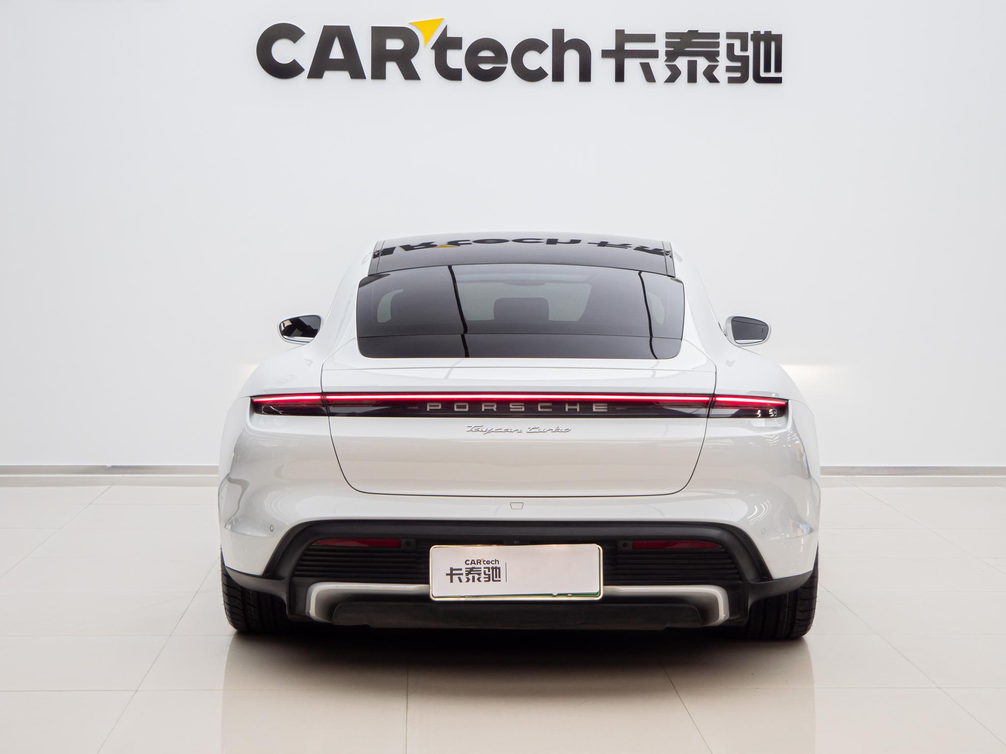 Porsche Taycan 2019 Taycan Turbo