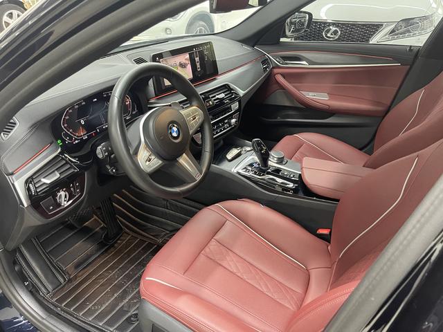 BMW 5-Series 2023 530 Li Leading M — фото 12
