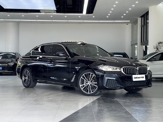 BMW 5-Series 2023 530 Li Leading M — фото 3