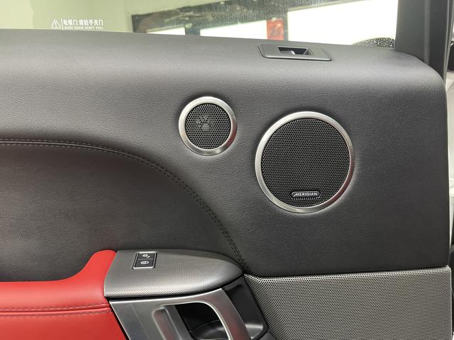 Land Rover Range Rover Sport 2017 3.0 V 6 SC HSE DYNAMIC — фото 9