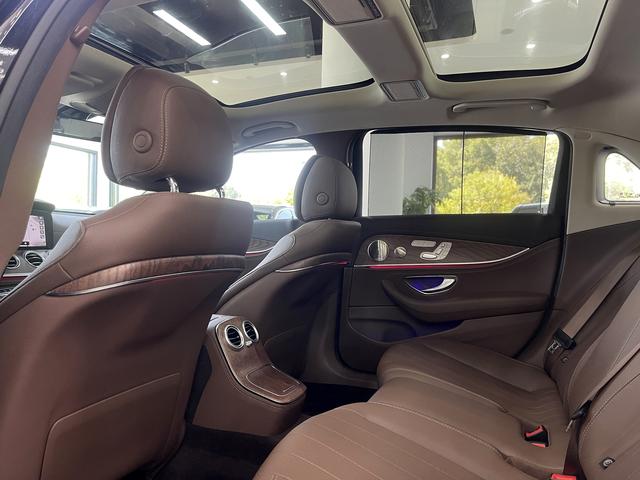 Mercedes-Benz E-Class 2023 E 300 L Luxury — фото 13