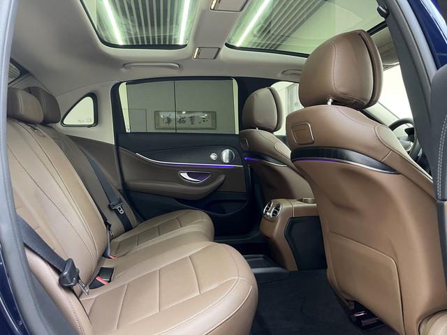 Mercedes-Benz E-Class 2017 E 300 L Luxury — фото 13