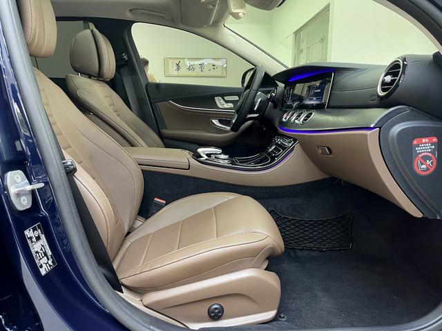 Mercedes-Benz E-Class 2017 E 300 L Luxury — фото 16