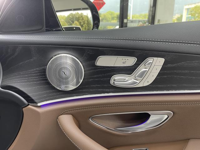 Mercedes-Benz E-Class 2017 E 300 L Luxury — фото 12