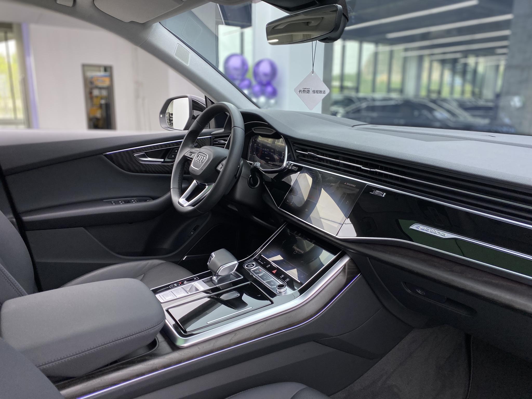 Audi Q8 2022 55 TFSI Luxury