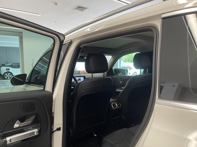 Mercedes-Benz GLB 2019 GLB 200 — фото 15