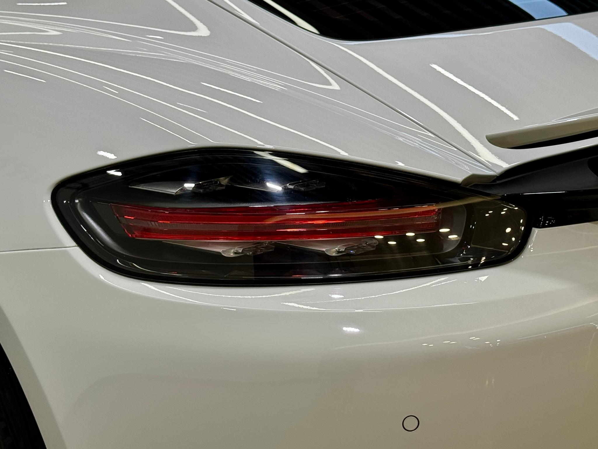 Porsche 718 2020 Cayman 2.0T