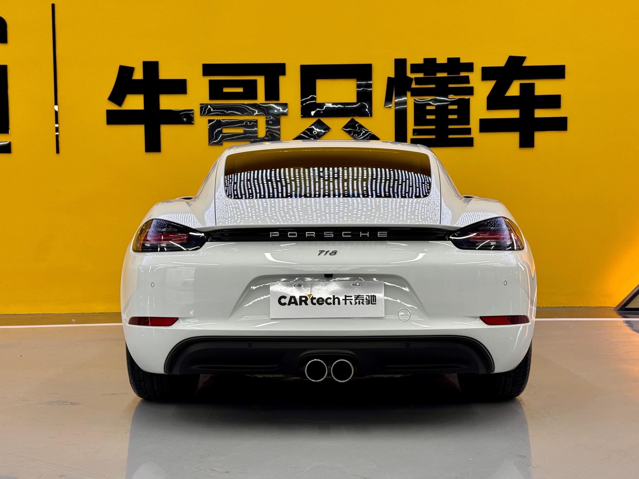 Porsche 718 2020 Cayman 2.0T