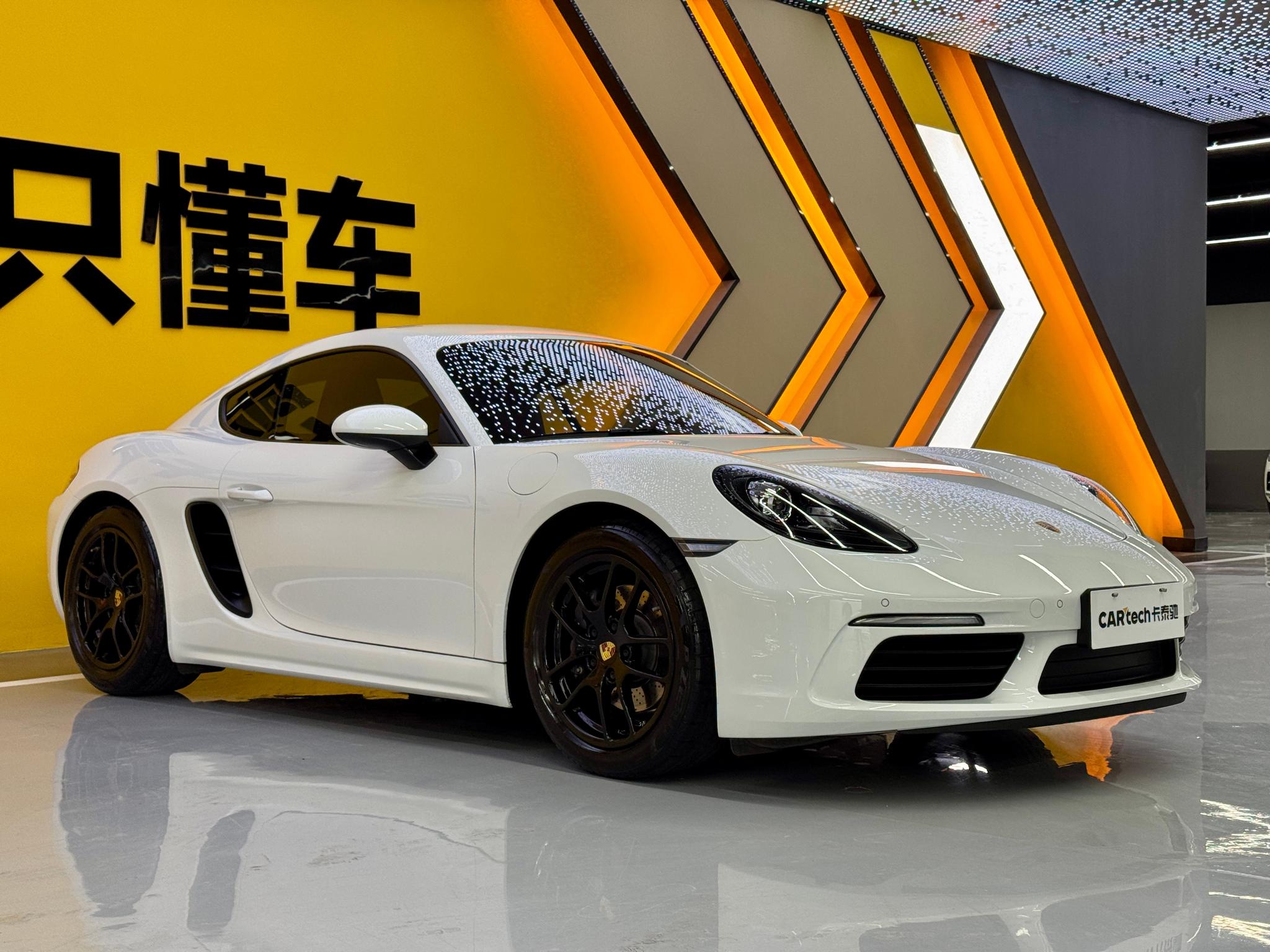 Porsche 718 2020 Cayman 2.0T