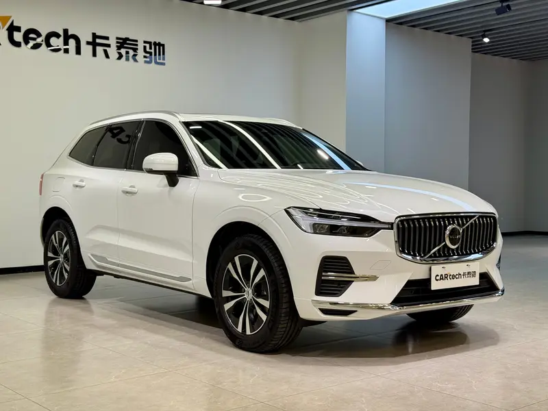 Volvo XC60 — фото 3