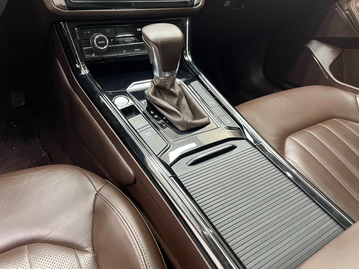 Volkswagen Phideon 2021 380TSI Luxury