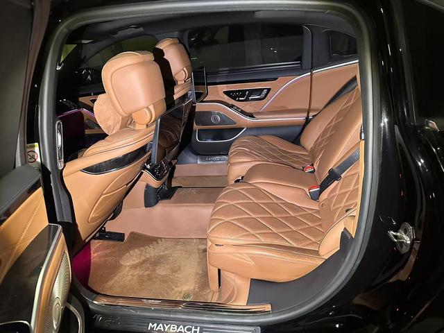 Mercedes-Benz Maybach S-class 2023 Черный из Китая, фото 4