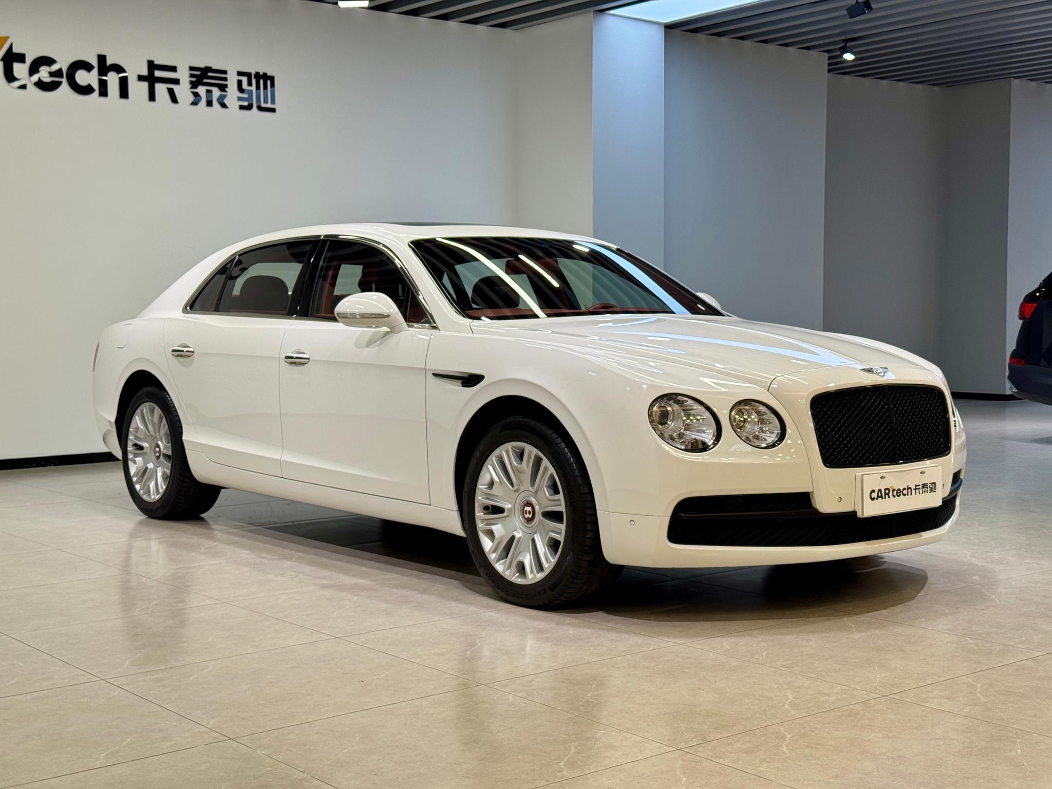 Bentley Flying Spur 2017 4.0T V8 Standard