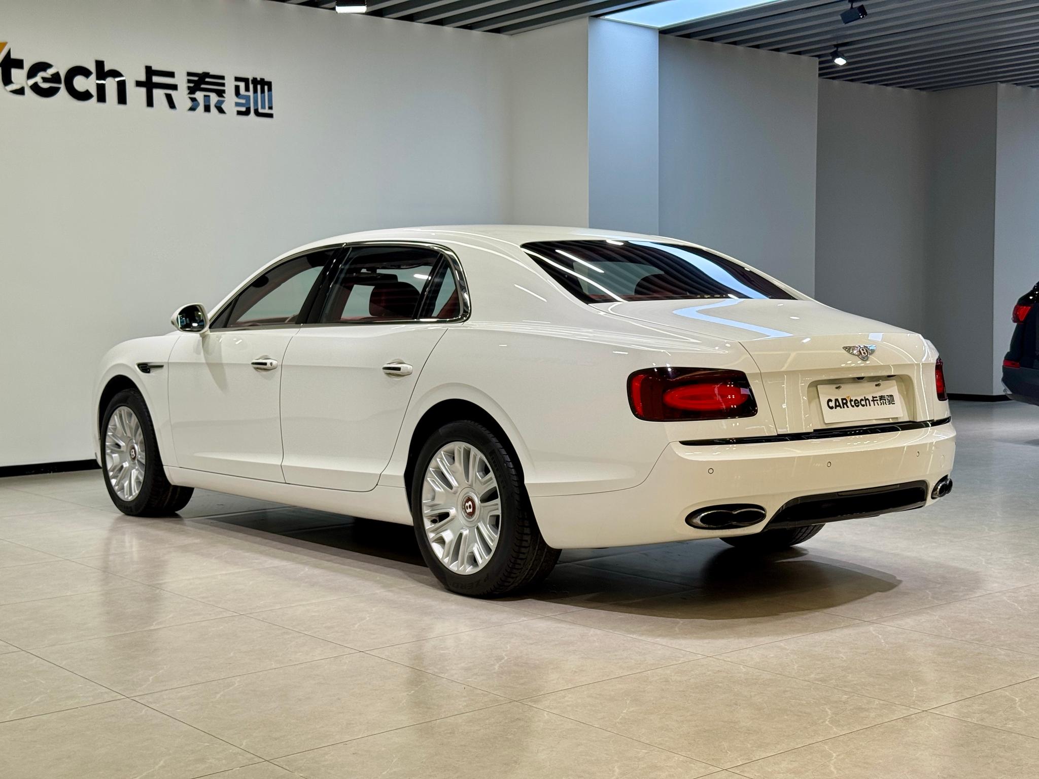 Bentley Flying Spur 2017 4.0T V8 Standard