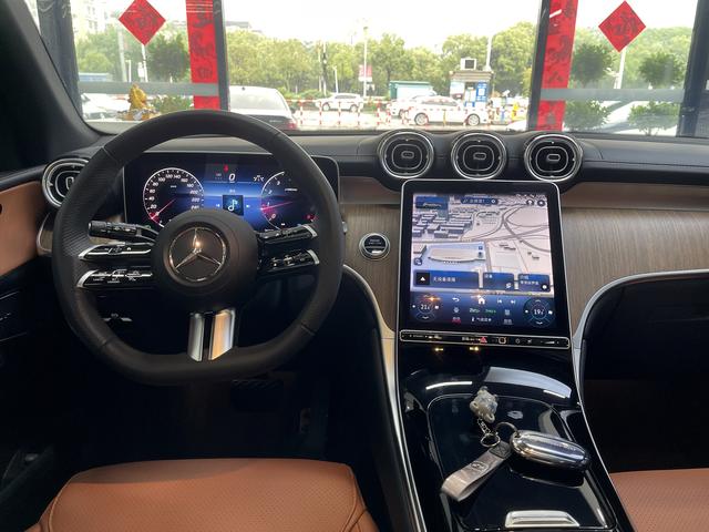 Mercedes-Benz GLC 2023 GLC 300 L 4 MATIC 7 — фото 13