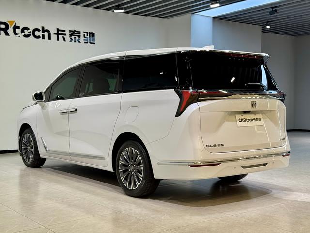 Buick GL8 2025 ES 2.0 T Flagship — фото 5