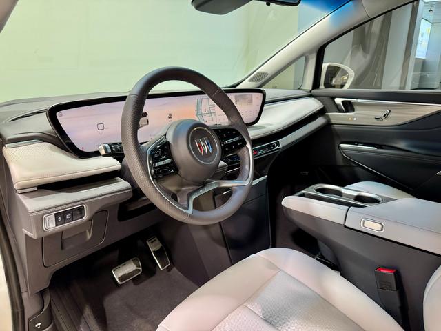 Buick GL8 2025 ES 2.0 T Flagship — фото 18