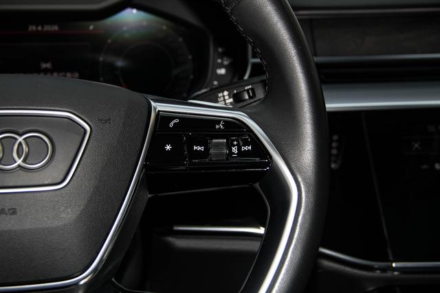 Audi A8 2024 A 8 L 45 TFSI quattro Luxury — фото 9