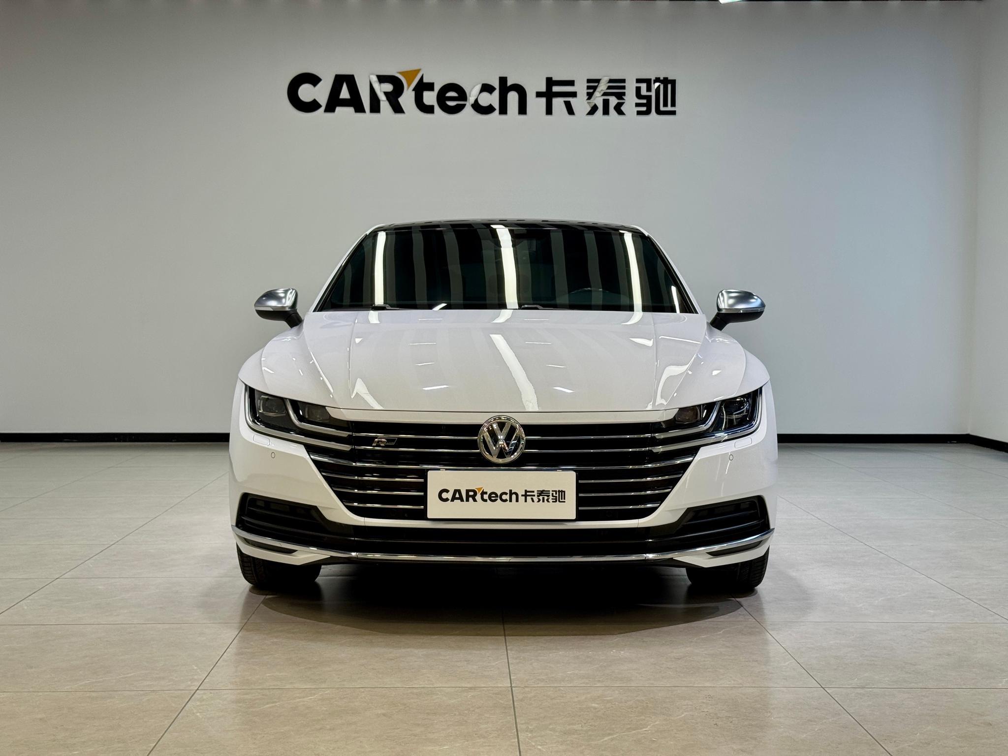 Volkswagen Passat CC CC 2020 330TSI VI