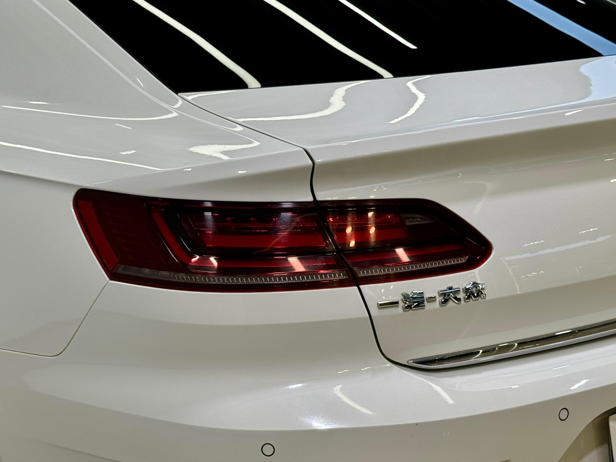 Volkswagen Passat CC CC 2020 330TSI VI