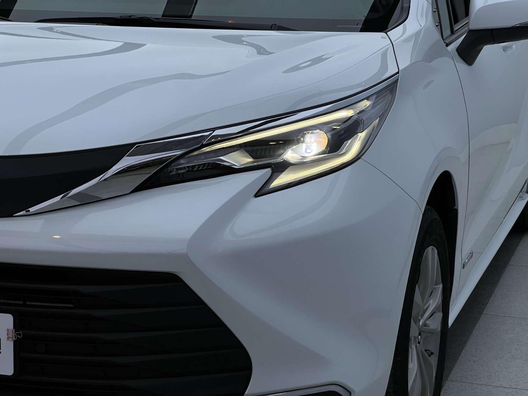 Toyota Sienna 2023 2.5L Comfort