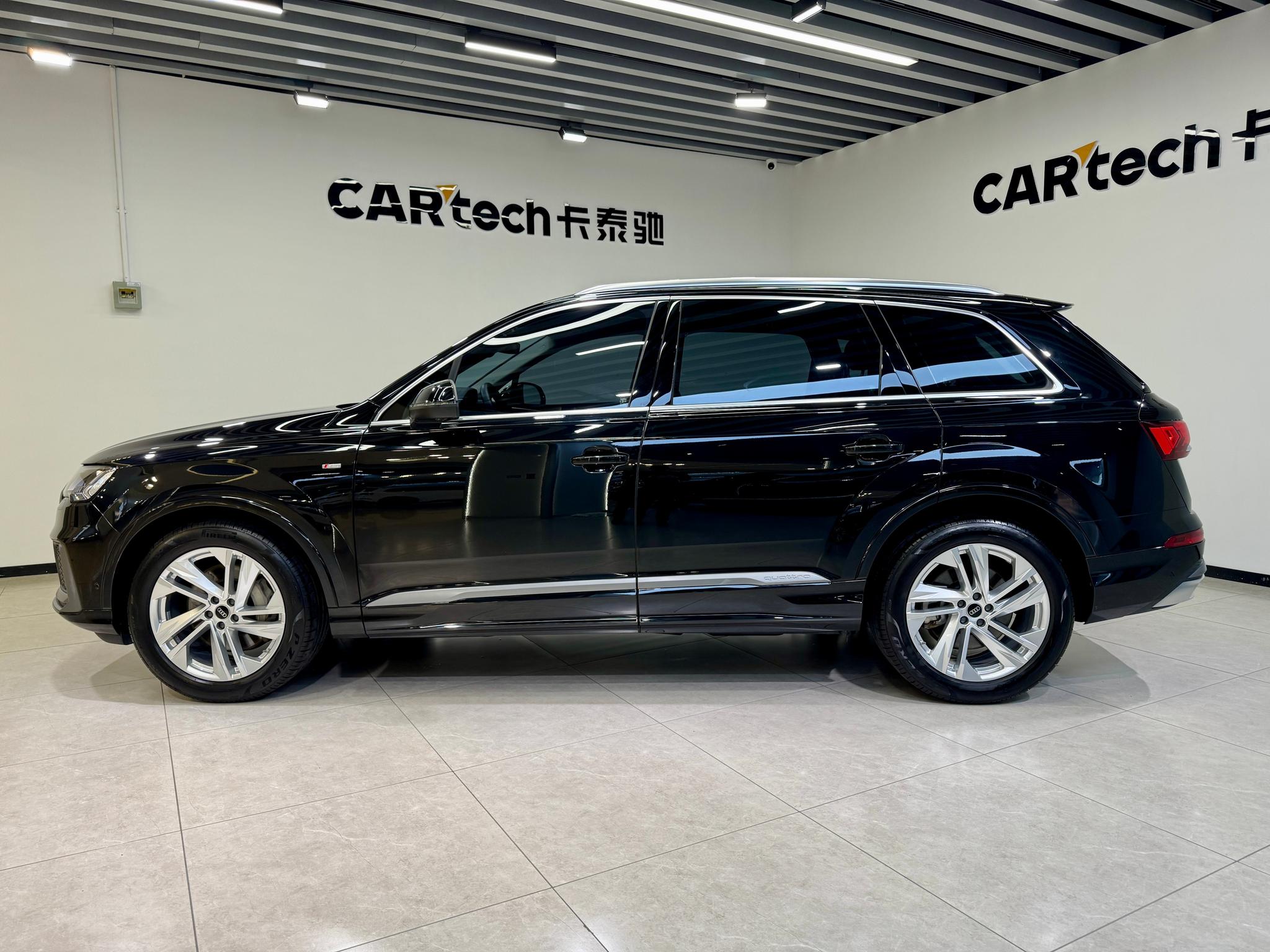 Audi Q7 2023 45 TFSI quattro S line Sport