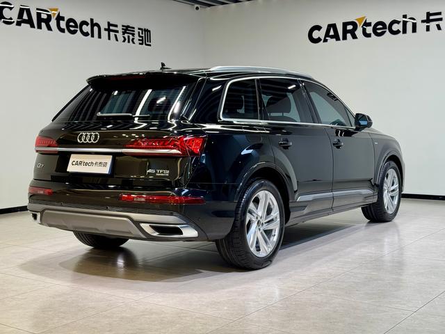 Audi Q7 2023 45 TFSI quattro S line Sport — фото 7