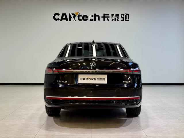 Volkswagen Passat 2025 Pro 380 TSI — фото 6
