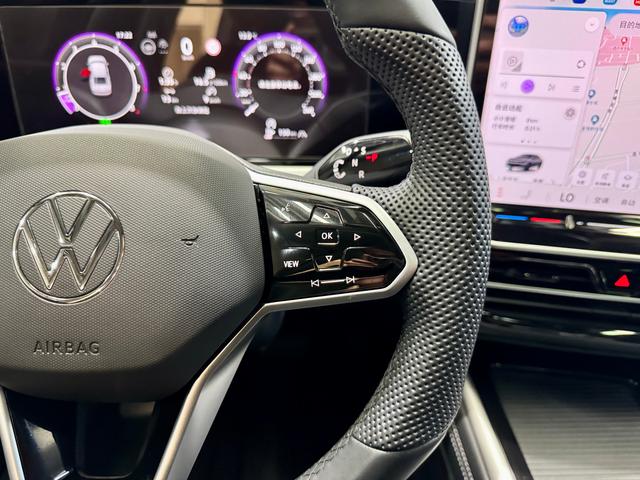 Volkswagen Passat 2025 Pro 380 TSI — фото 13