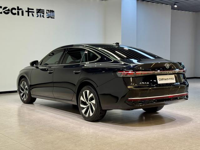 Volkswagen Passat 2025 Pro 380 TSI — фото 5