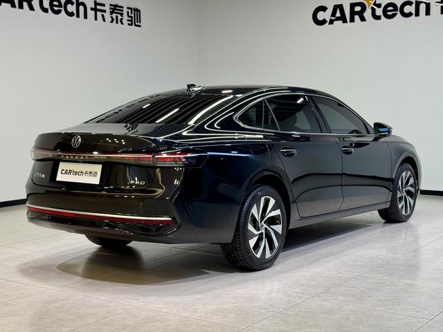 Volkswagen Passat 2025 Pro 380 TSI — фото 7
