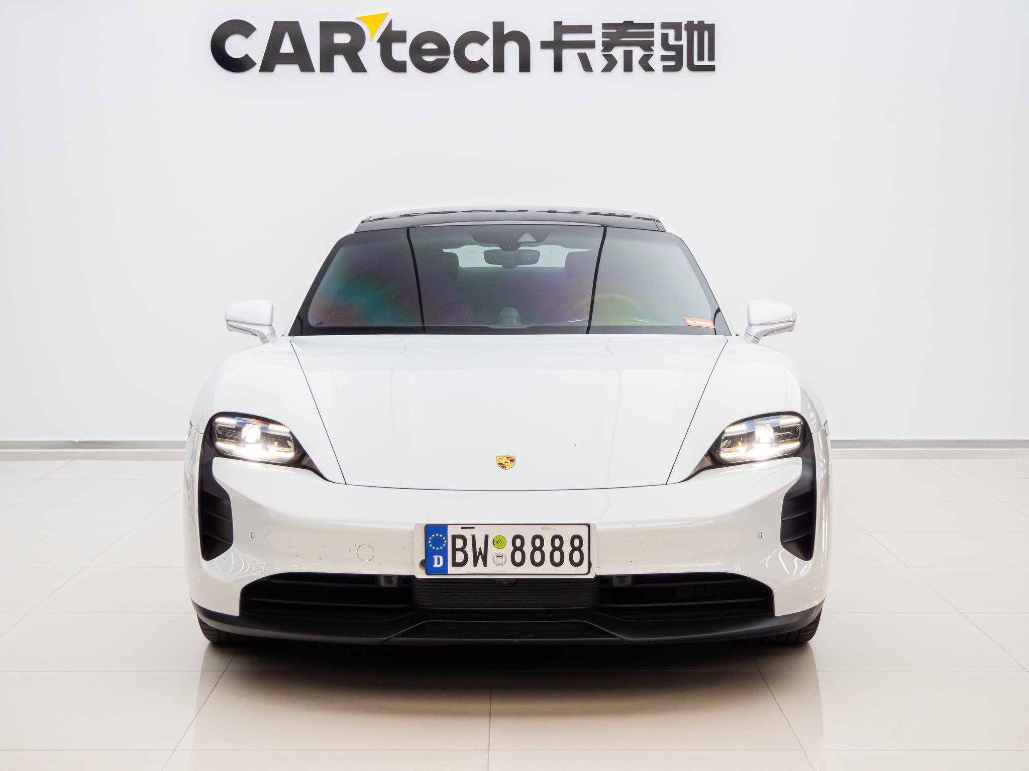 Porsche Taycan 2022 Taycan